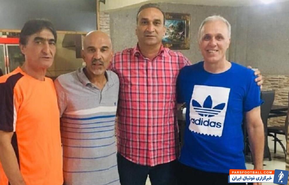 جمشید شاه محمدی : حداقل ۱۰ بازیکن پرسپولیس باید بروند !