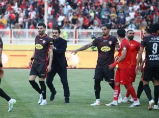 اتفاق عجیب در بازی جنجالی تبریز ؛ بازیکن اخراجی پرسپولیس به دو بازیکنان افزایش یافت ؛ حامد پاکدل و سعید آقایی