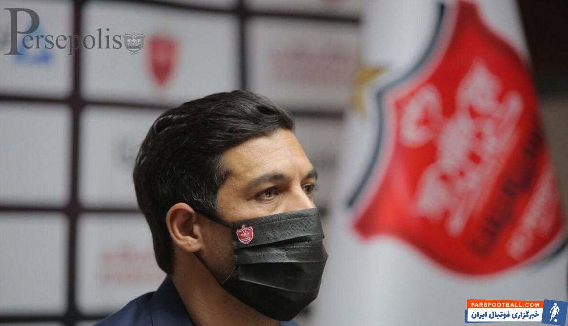 ابراهیم شکوری : کاپیتان رقیب پرسپولیس گزینه اول یحیی بود ؛ سپاهان خواستار معاوضه یک بازیکن با ۳ سرخپوش شد !