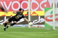 حسینی؛ صدرنشینی حسین حسینی سنگربان استقلال با ۱۵ کلین‌ شیت در بین گلرها