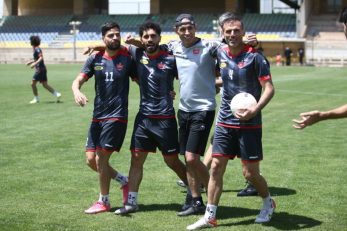 در حاشیه تمرین پرسپولیس ؛ پیروزی یحیی گل محمدی و کاپیتان های پرسپولیس در بازی درون تیمی