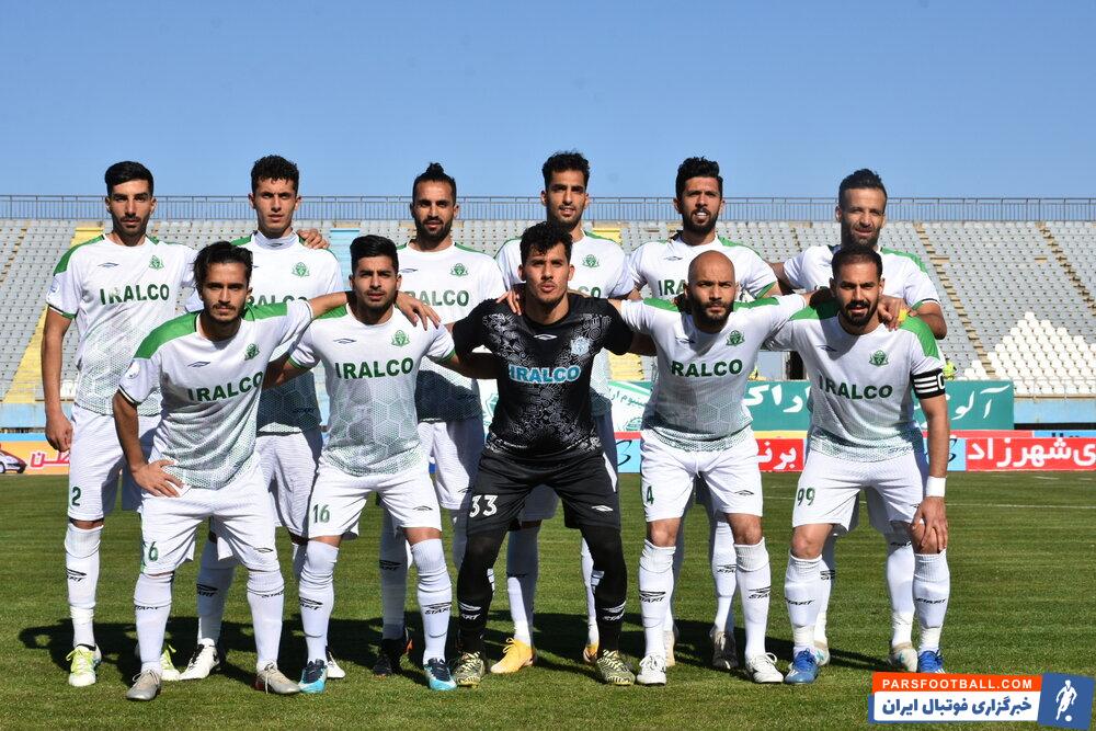 لغو دیدار آلومینیوم اراک و پیکان به دلیل آلودگی شدید هوا