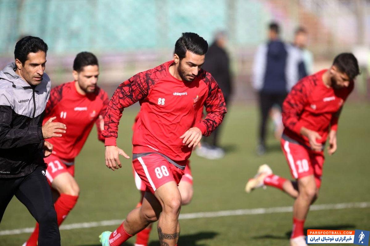 سیامک نعمتی