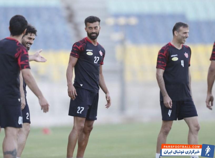 گزارش تمرین امروز پرسپولیس : جلسه فنی گل محمدی با بازیکنان پرسپولیس ؛ حضور سیدجلال حسینی در تمرینات گروهی با چهره ای شاد