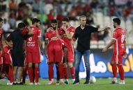 دیده نشده از درگیری حامد لک و سیامک نعمتی در بازی پرسپولیس و شهر خودرو ؛ پایان غائله با حرکت دست رامین رضاییان !