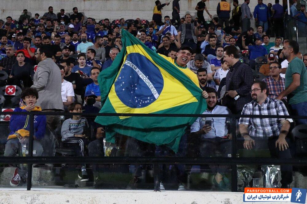 هوادار رافائل سیلوا مدافع استقلال