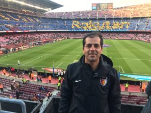 داریوش یزدانی بازیکن پیشین استقلال مربی آکادمی بارسلونا شد