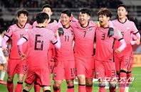 تیم ملی کره جنوبی برابر برزیل