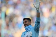 سید حسین حسینی در دیدار با سپاهان 4 کارته شد و بازی بعدی استقلال را از دست داد