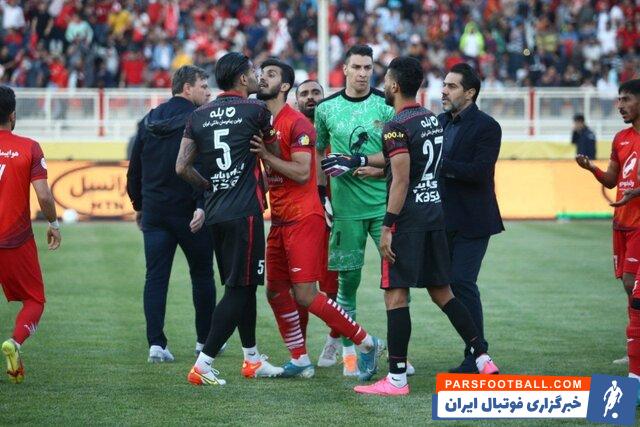 فریدون اصفهانیان ناظر داوری بازی تراکتور و پرسپولیس : کسی به پرسپولیسیها نگفت به میدان برگردید !