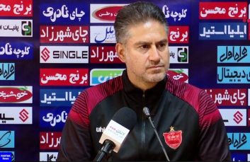حمید مطهری : اخراج امید عالیشاه روند بازی پرسپولیس مقابل پیکان را تغییر داد