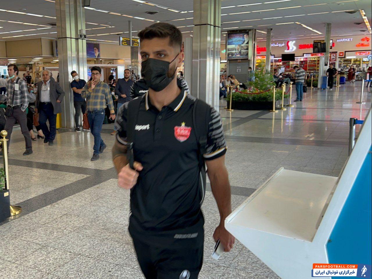 پرسپولیس با چهره های یخی در فرودگاه تبریز