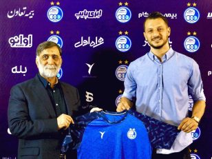 رمضانی ؛ تمدید قرارداد دو فصله آرمان رمضانی با استقلال