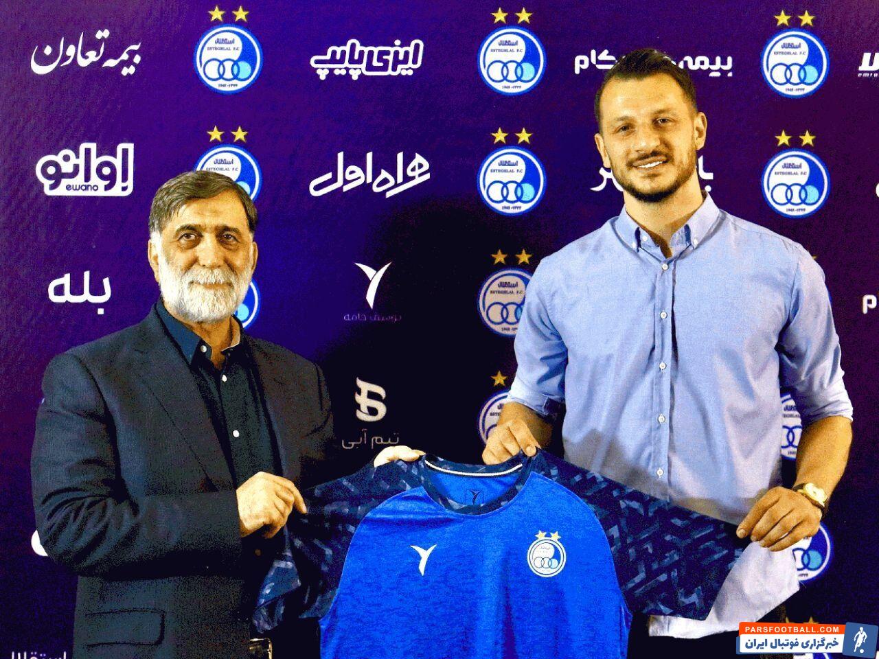 رمضانی ؛ تمدید قرارداد دو فصله آرمان رمضانی با استقلال