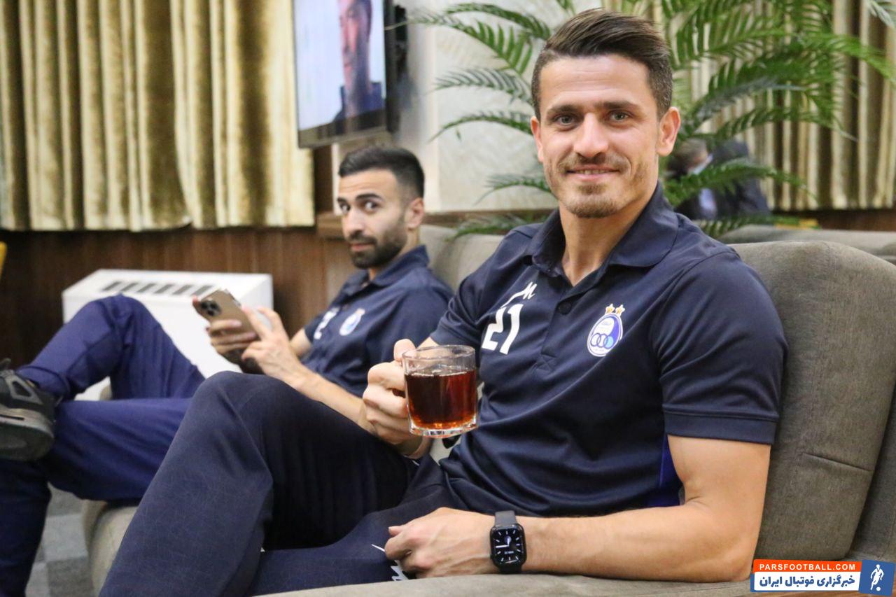 استقلال ؛ وریا غفوری در انتظار مشخض شدن تکلیف سرمربی