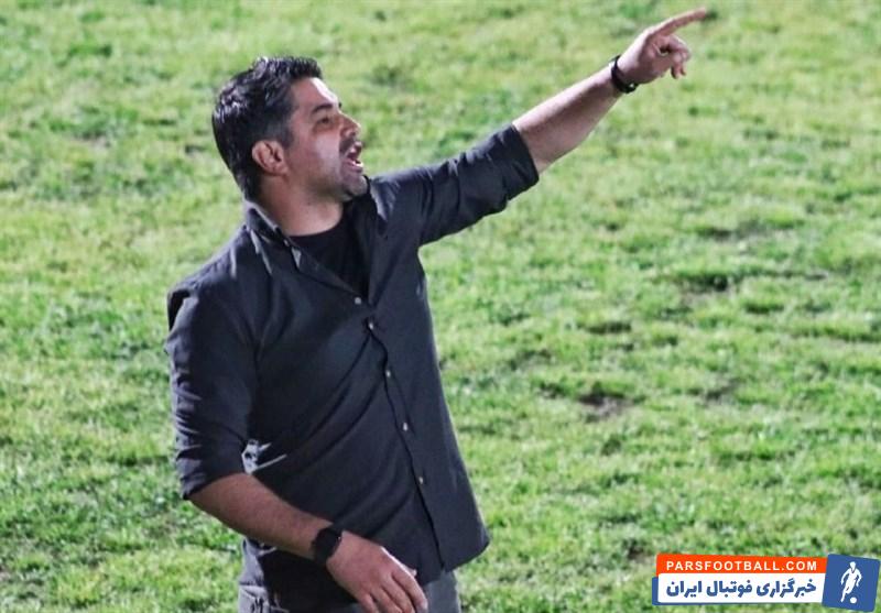 پیروز قربانی : لیاقت سرمربیگری استقلال را ندارم که استوری بگذارم ؛ مربی خارجی زمان میخواهد