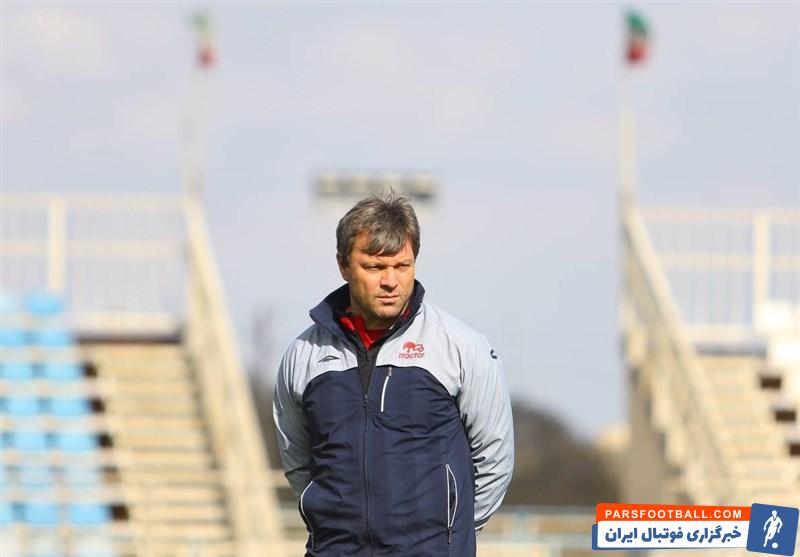 جلسه مدیرعامل و نایب رئیس هیئت مدیره تراکتور با ساغلام برای پیگیری نقل و انتقالات تی تی ها