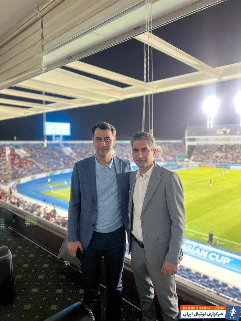 حسن کامرانی فر دبیرکل فدراسیون فوتبال همراه شاگردان مهدی مهدوی کیا شد