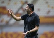 مخبر دزفولی قائم مقام باشگاه فولاد خوزستان : جواد نکونام در اهواز می ماند و به استقلال نمی رود