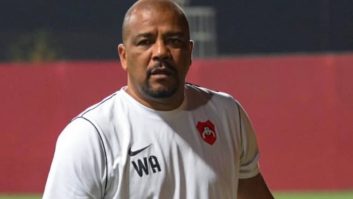 ولسلی ننکا مربی جدید دروازه بان های پرسپولیس با سه قلب قرمز از مدیر برنامه های ایرانی خود تشکر کرد