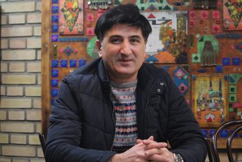 نظر ادموند اختر درباره استقلال