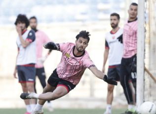 یحیی گل محمدی دنبال جذب گلر سوم برای پرسپولیس