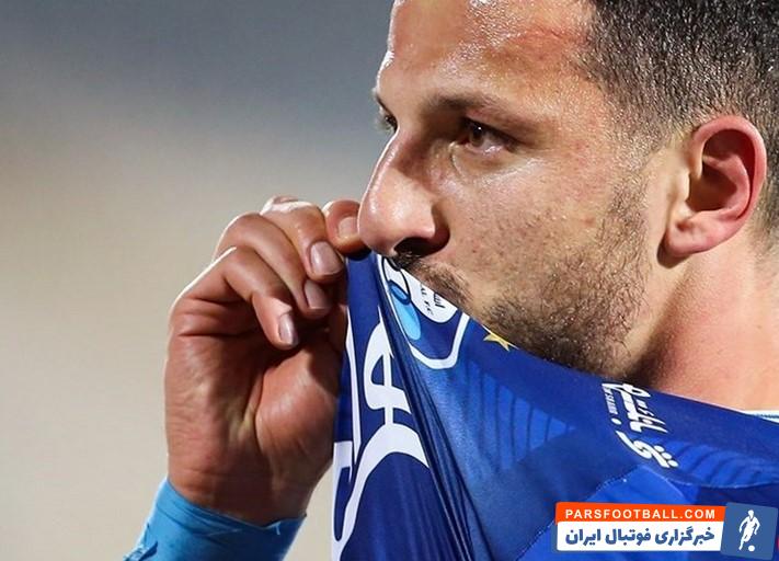 آرمان رمضانی : دوست داشتم هر چه زودتر قراردادم را با استقلال تمدید کنم ؛ ساپینتو کلاس بالایی دارد