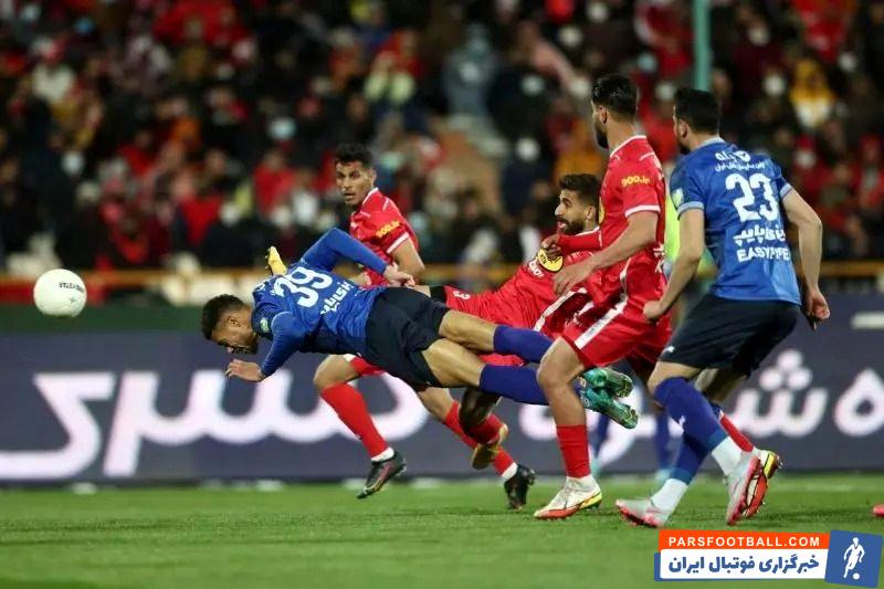 حجت کریمی : رودی ژستد خودش تقاضای جدایی از استقلال را داشت و باشگاه به هیچ وجه عذرش را نخواست