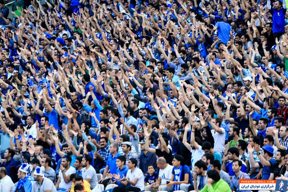 اعتراض هواداران استقلال