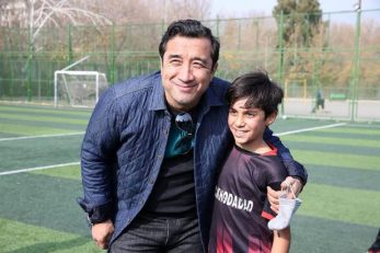 خداداد عزیزی