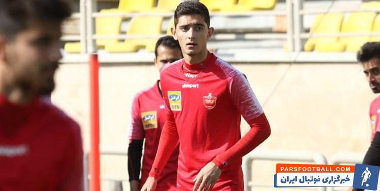 آریا برزگر در تراکتور