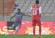 تراکتور خواهان جذب فرزین گروسیان دروازهبان صنعت نفت آبادان شد