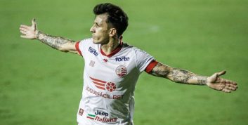 ژان کارلوس ستاره برزیلی به تیم فوتبال استقلال نخواهد رفت