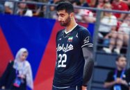 پس از شکست برابر لهستان ؛ امیرحسین اسفندیار ملی پوش تیم والیبال ایران از حال رفت