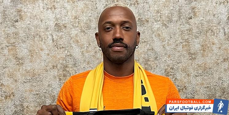 مانوئل فرناندز با عقد قراردادی به سپاهان پیوست