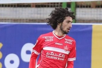 پرسپولیس ؛ احتمال حضور وحدت حنانوف در پست هافبک