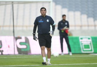 ساپینتو ؛ بهزاد غلامپور مربی دروازه بان های استقلال منتظر تصمیم ساپینتو