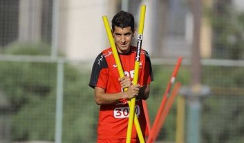 احسان علوان زاده بازیکن پیشین پرسپولیس در زمان برانکو به استقلال ملاثانی پیوست