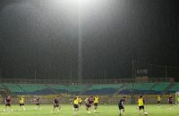 حال و هوای خاص تمرین پرسپولیس در شهید کاظمی ؛ سرخپوشان زیر بارش شدید باران ؛ حضور مهدی ترابی و کمال کامیابی نیا در تمرینات گروهی