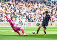 اللهیار صیادمنش لطف بزرگی به باشگاه هال سیتی کرد