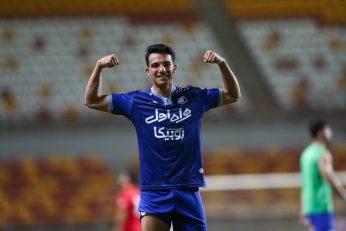 کوچ امیرحسین حسین زاده از استقلال به شارلوا