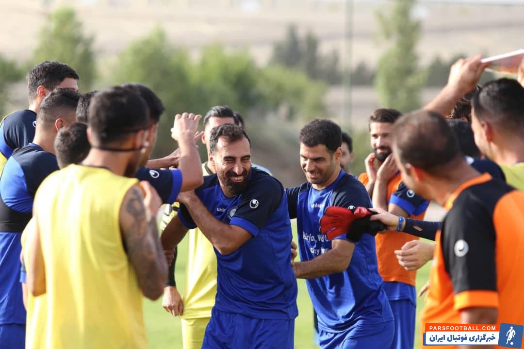 امین قاسمی نژاد بازیکن پیشین استقلال در توتل استقبال بازیکنان گل گهر