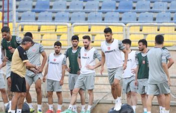 گزارش تمرین امروز پرسپولیس ؛ بازار داغ چالش و کریخوانی ؛ سرخپوشان کارهای تاکتیکی را مرور کردند ؛ وحید امیری غایب بود