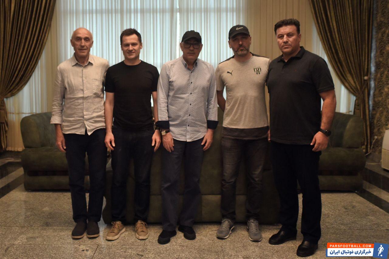 قربان بردیف سرمربی جدید تراکتور با دستیارانش در تبریز رویت شد