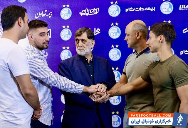 دستیاران ساپینتو قرارداد خود با استقلال را امضا کردند