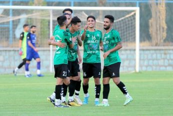 پیروزی شاگردان مهدی رحمتی مقابل تیم امیر قلعه نویی در گل گهر سیرجان