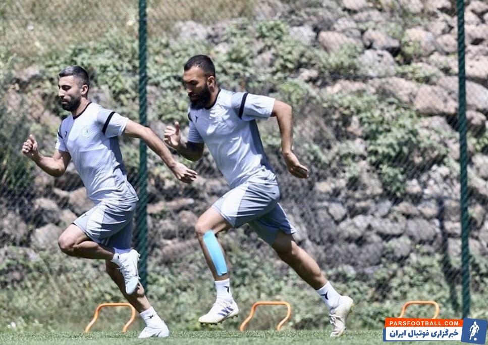 شماره 7 فرهاد مجیدی در استقلال بر تن کاوه رضایی