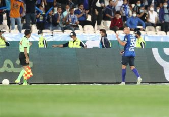 استقلال به دنبال مدافع در بازار نقل و انتقالات