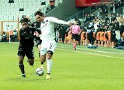 بازگشت به استقلال یا رفتن به تیم اروپایی ؛ شانس کم آبی‌ها برای جذب محمد نادری