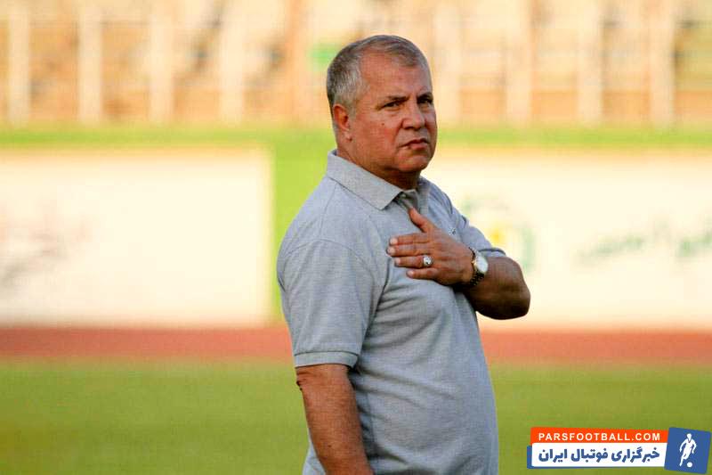 علی پروین در تمرین پرسپولیس